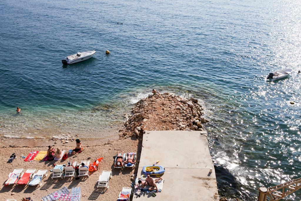 Villa Pavla クレック エクステリア 写真