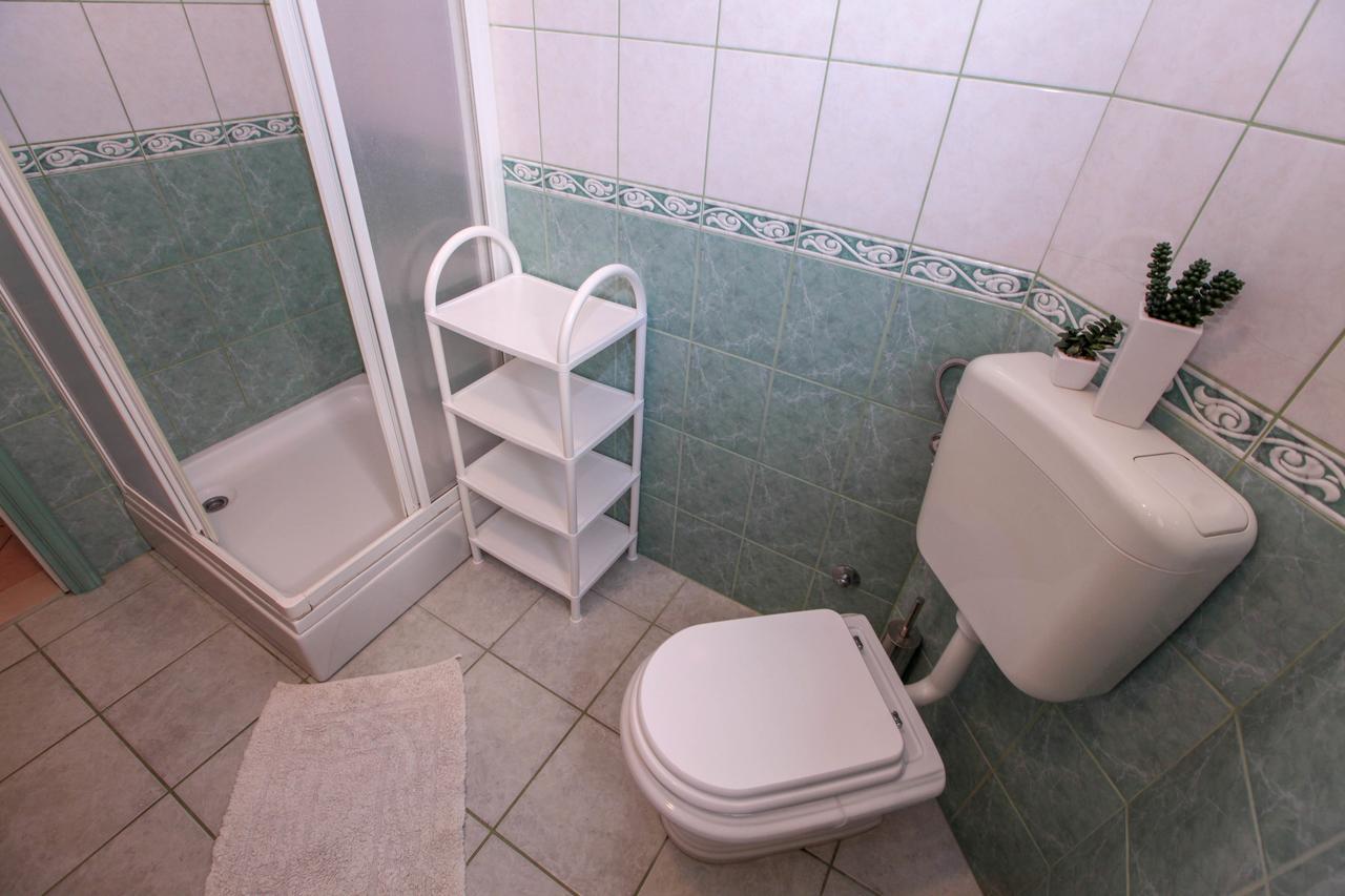 Villa Pavla クレック エクステリア 写真