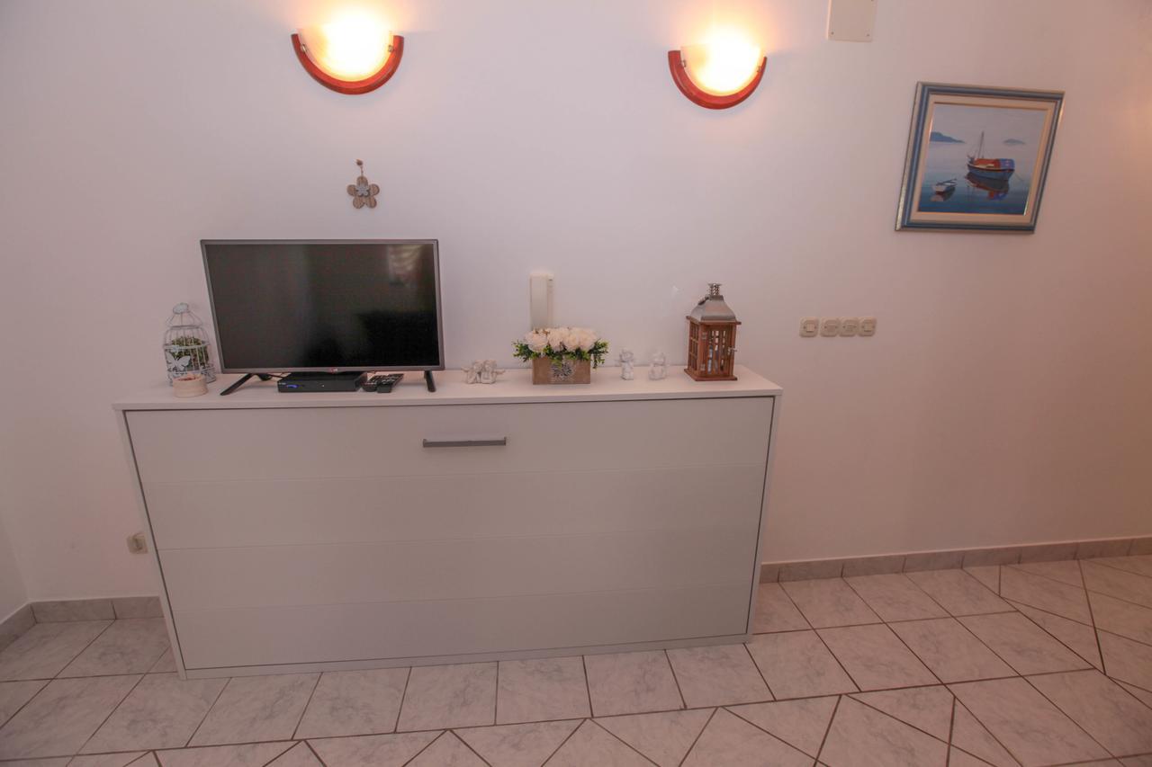 Villa Pavla クレック エクステリア 写真
